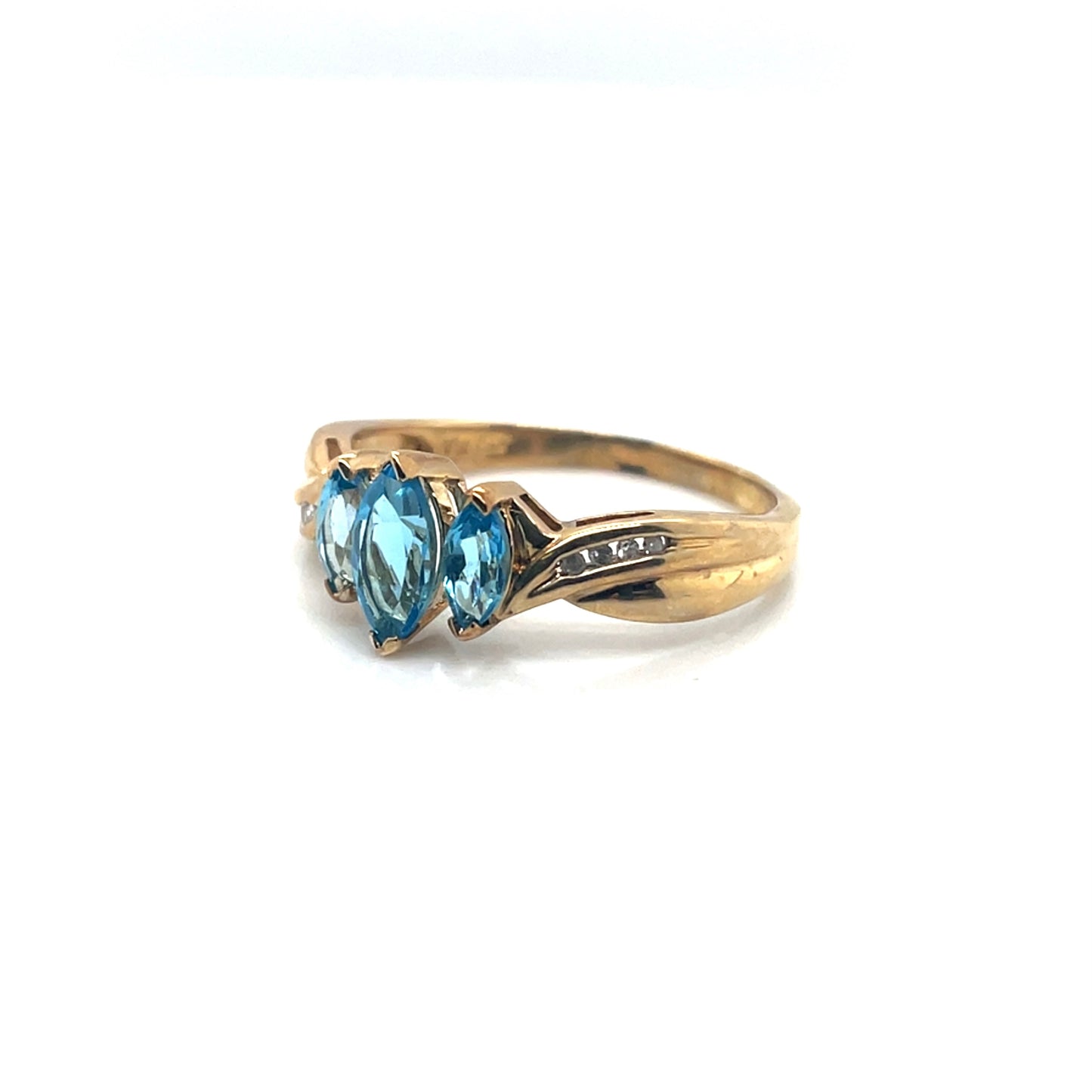 10k Yellow Gold Topaz and Diamonds Ring