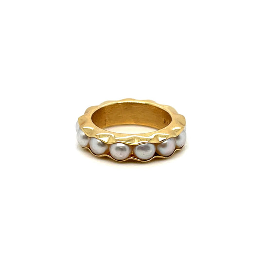14k Yellow Gold Pearl Lady’s Ring