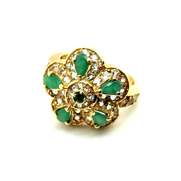 14k Yellow Gold Emerald and Diamonds Ring