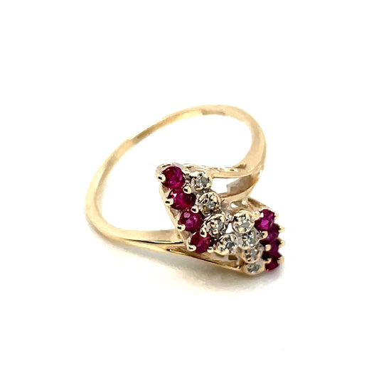 10k Yellow Gold Turmalin Diamond Ring