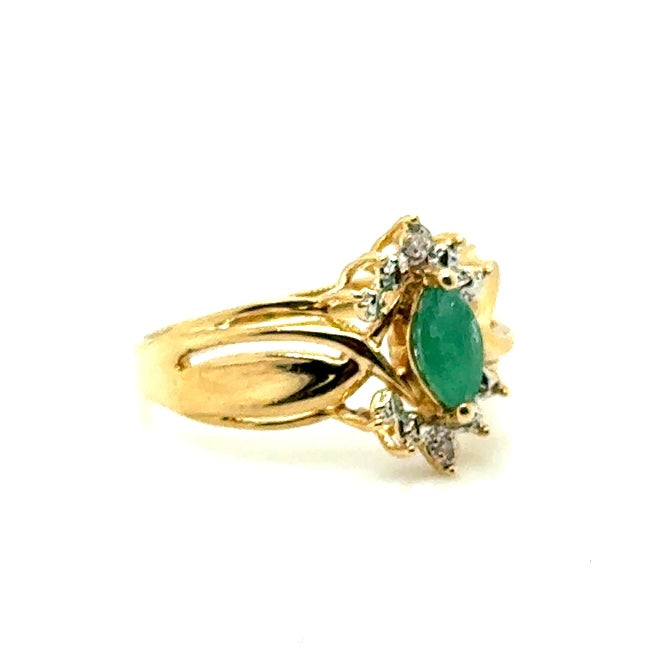 14k Yellow Gold Emerald and Diamonds Ring