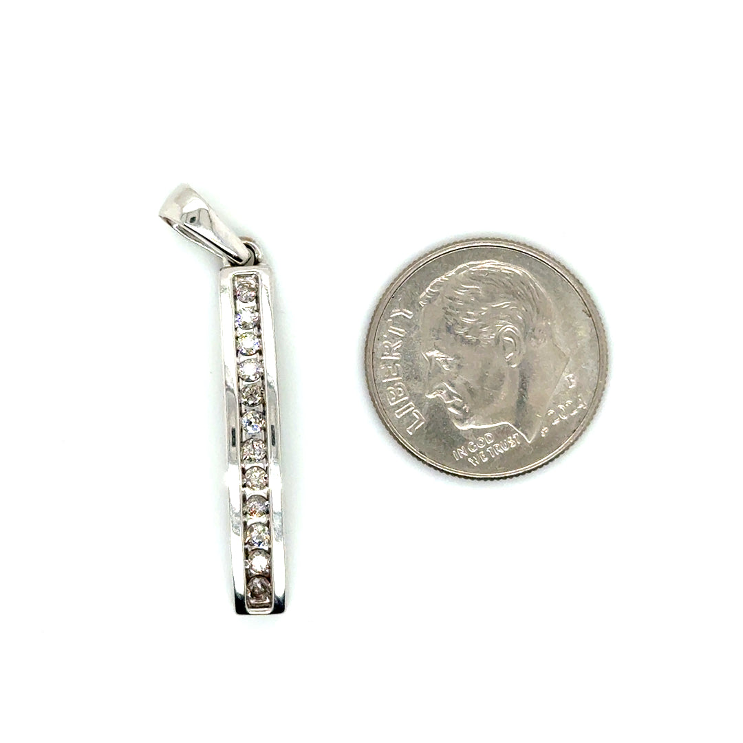 14k White Gold 0.30 CT TW Diamond Pendant