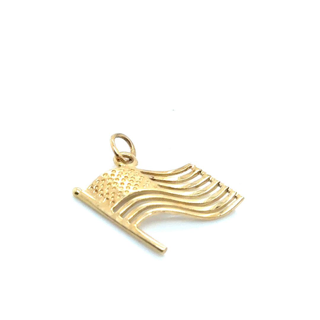 New 14k Yellow Gold American Flag Pendant