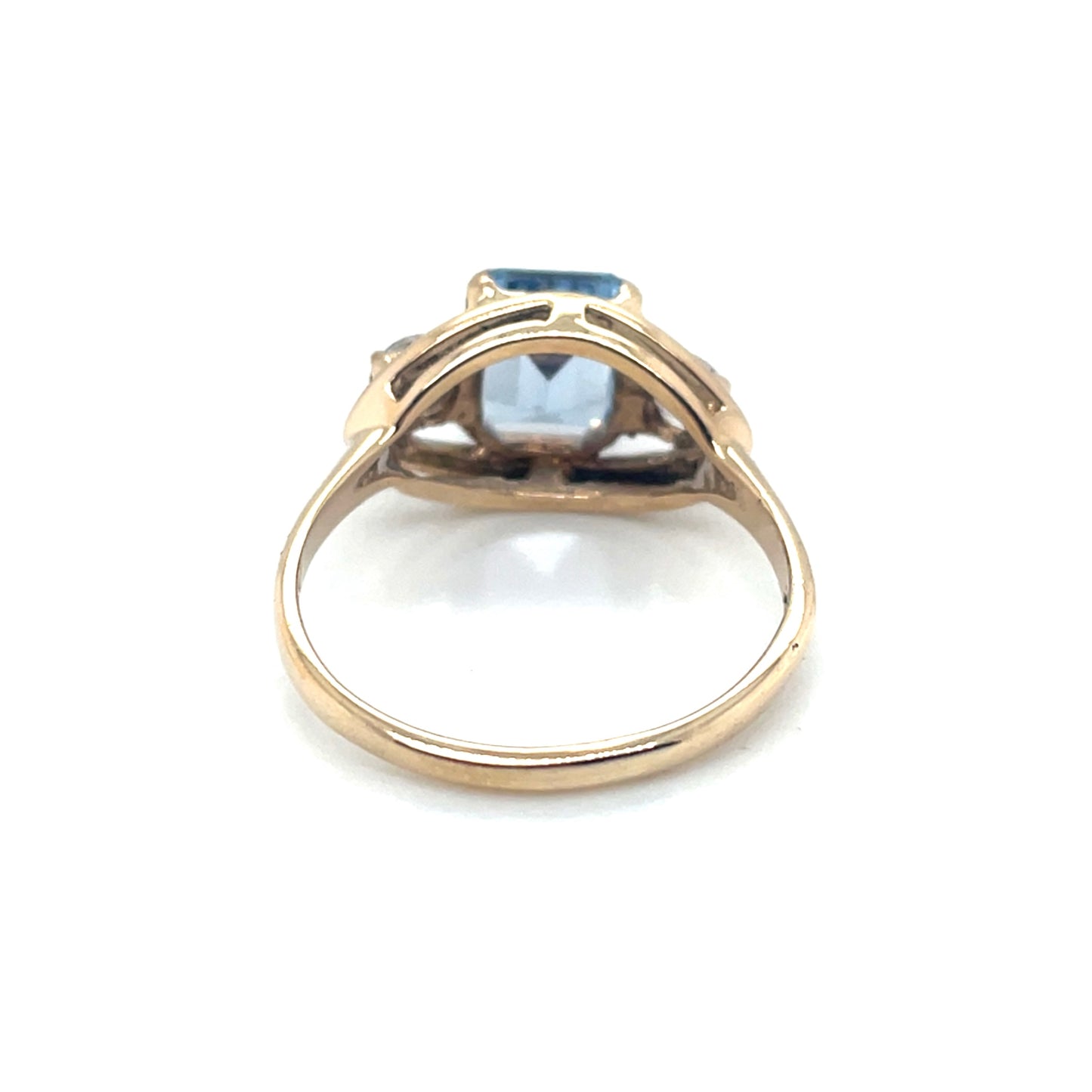 10k Yellow Gold Topaz and Cubic Zirconia Romany Ring