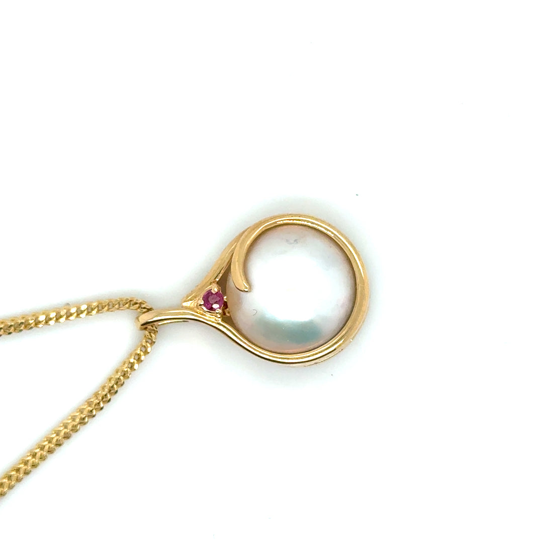 14k Yellow Gold Pearl and Ruby Pendant
