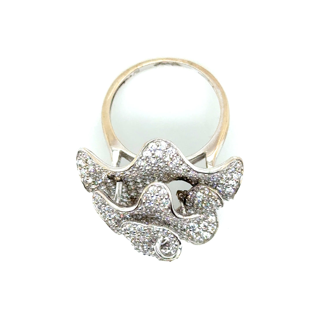 New 10k White Gold CZ Flower Ring