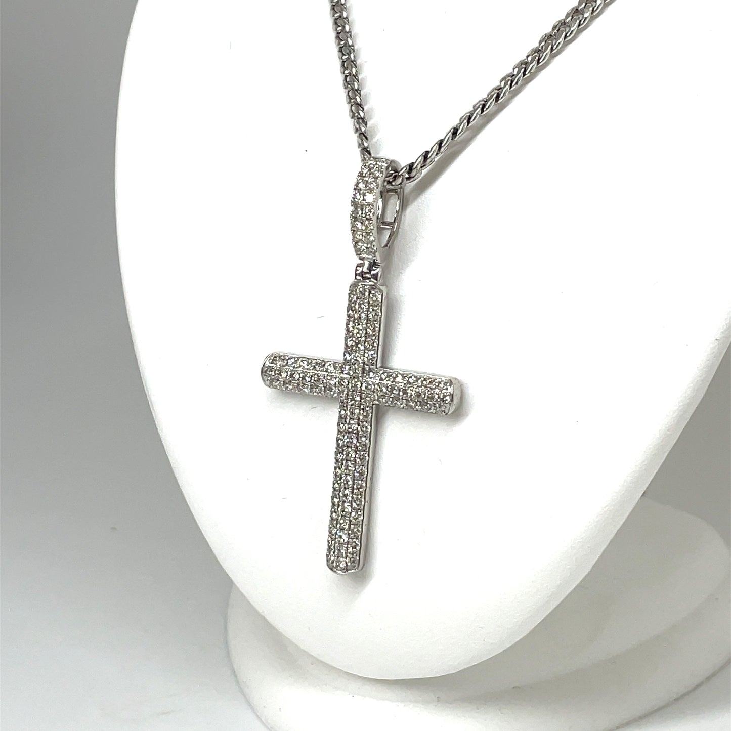 14k White Gold Diamonds 2.30 CT TW Pendant