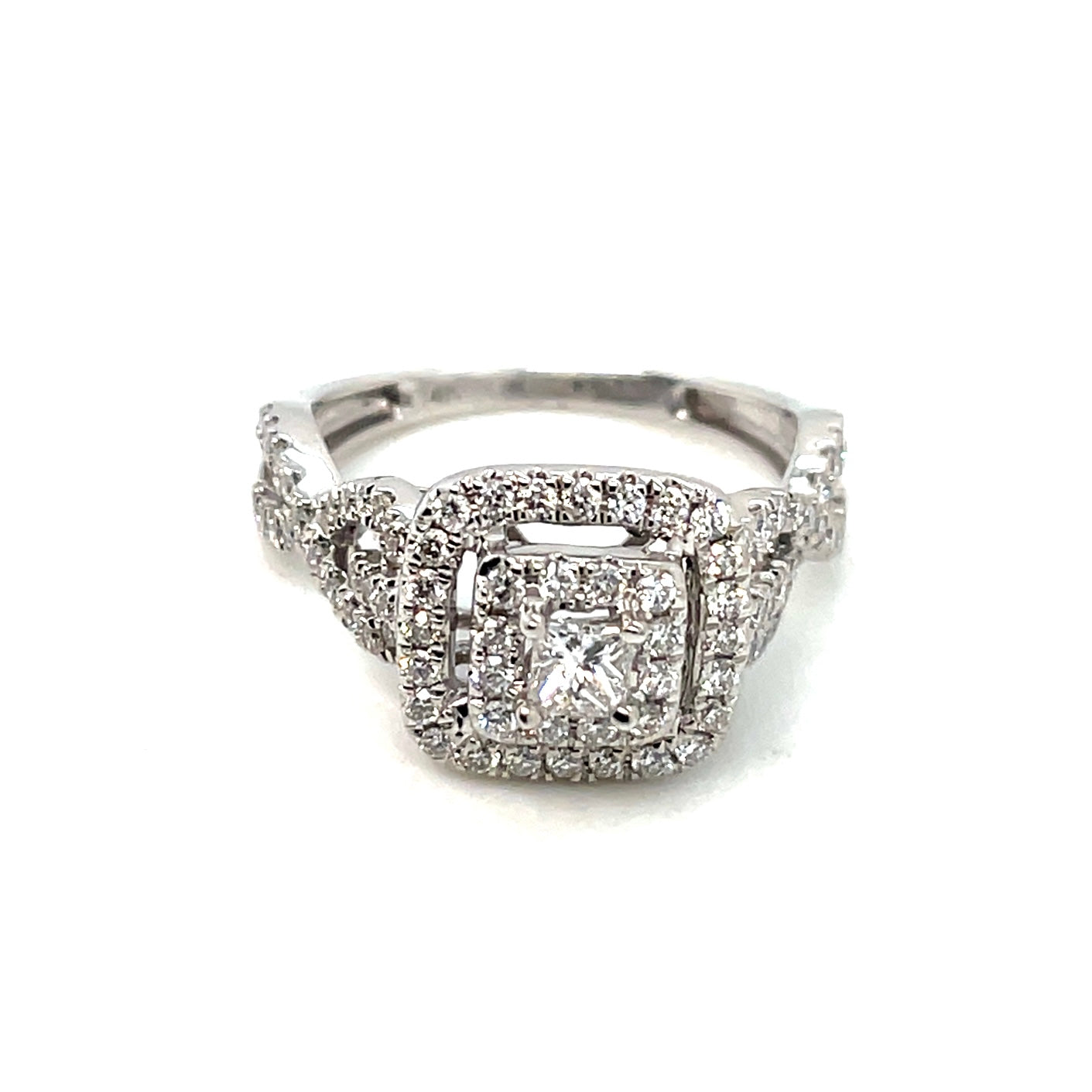 14k White Gold 1.5 CT TW Diamonds Engagement Ring