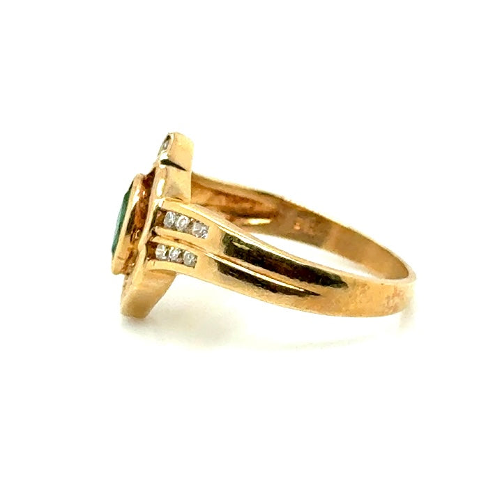 14k Yellow Gold Emerald and Diamonds Ring